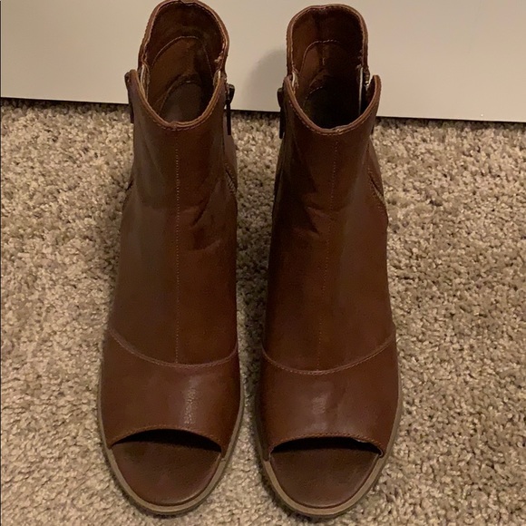 Open Toe Booties - Picture 2 of 6